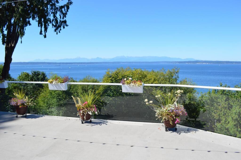 1-Bedroom Seaview Guesthouse On Seattle Luxury Estate With Views Of Olympic Mountains المظهر الخارجي الصورة