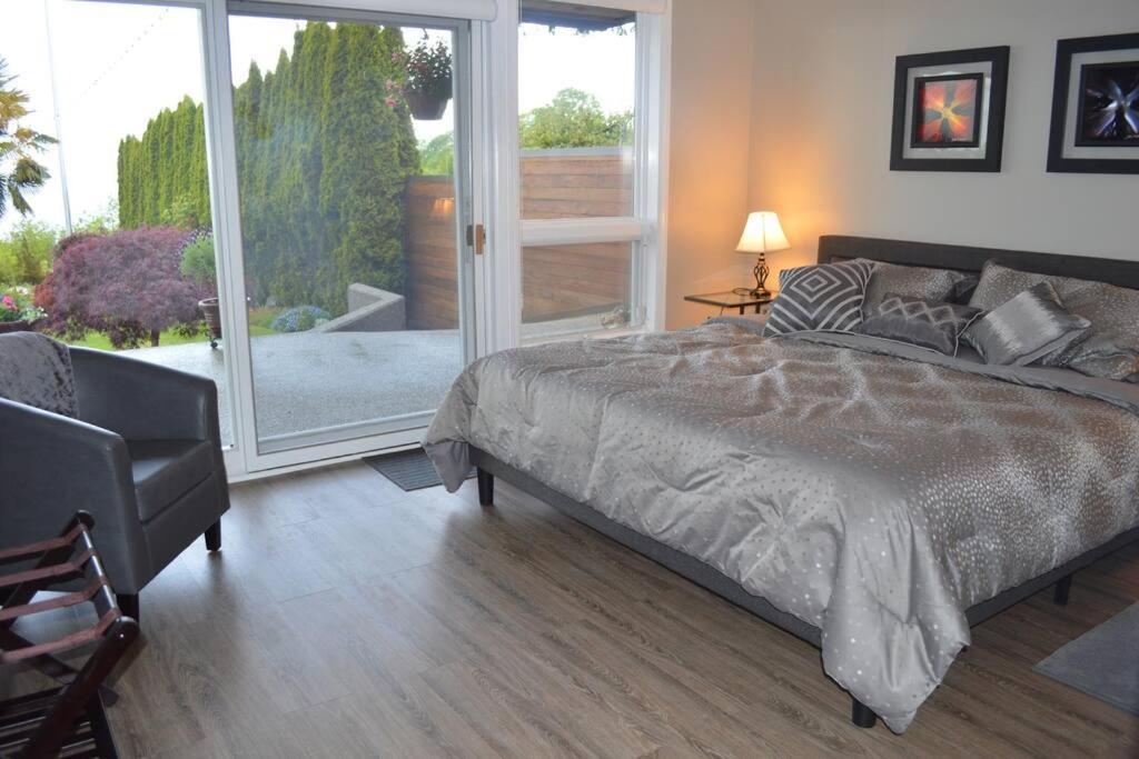 1-Bedroom Seaview Guesthouse On Seattle Luxury Estate With Views Of Olympic Mountains المظهر الخارجي الصورة