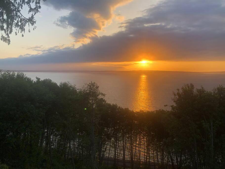 1-Bedroom Seaview Guesthouse On Seattle Luxury Estate With Views Of Olympic Mountains المظهر الخارجي الصورة